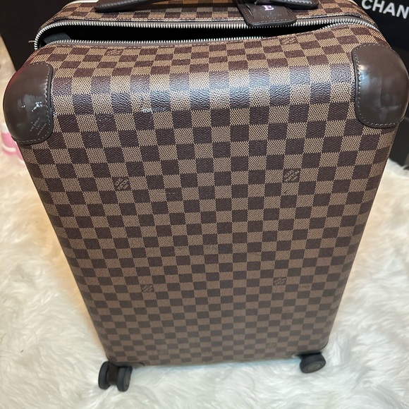 Louis Vuitton horizon 55 luggage - Picture 13 of 13